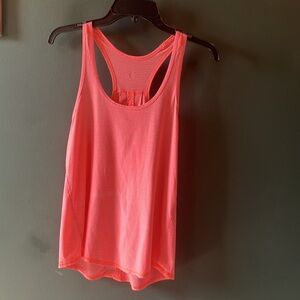 Lululemon pink tank top